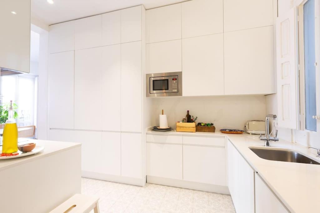 Apartamento Elegant Next To Paseo Del Prado - Alameda *